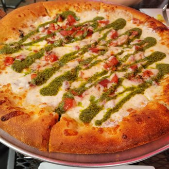 The Goose Lexington - Margherita pizza - Bars Near Me - Lexington, Kentucky The Goose Lexington - Margherita pizza - Bars Near Me - Lexington, Kentucky