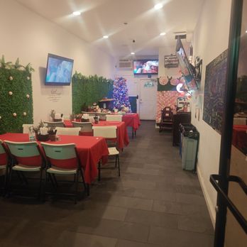 El Dicho Birrieria - Connected to a brick and mortar with indoor seating. - Mexican Near Me - Los Angeles, California El Dicho Birrieria - Connected to a brick and mortar with indoor seating. - Mexican Near Me - Los Angeles, California