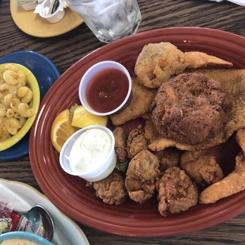 Wilkerson's Seafood Restaurant - Seafood platter - Seafood Near Me - Colonial Beach, Virginia Wilkerson's Seafood Restaurant - Seafood platter - Seafood Near Me - Colonial Beach, Virginia