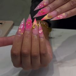 VIP Nails