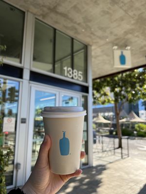 Blue Bottle Coffee by null