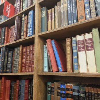Strand Bookstore - Bookstores Near Me - New York, New York