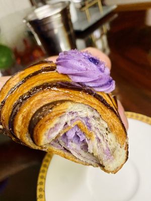 Le Paris Artisan & Gourmet Cafe by null