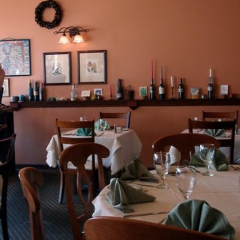 Salt and Sweet Restaurant - look! table linens & clean glasses - Polish Near Me - Melbourne, Florida Salt and Sweet Restaurant - look! table linens & clean glasses - Polish Near Me - Melbourne, Florida