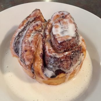 Off Street Cafe - 06.02.18 free cinnamon roll - ty yelp check in - American Near Me - Cerritos, California