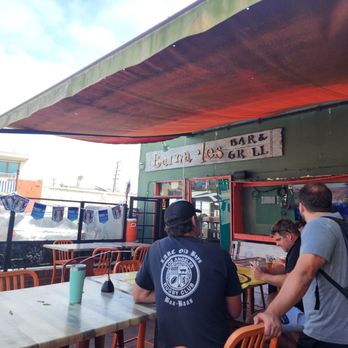 Barnacles Bar & Grill - Barnacles Outdoor Patio - Dive Bars Near Me - Hermosa Beach, California