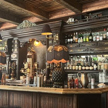 Armitage Alehouse - Inside - Pubs Near Me - Chicago, Illinois Armitage Alehouse - Inside - Pubs Near Me - Chicago, Illinois