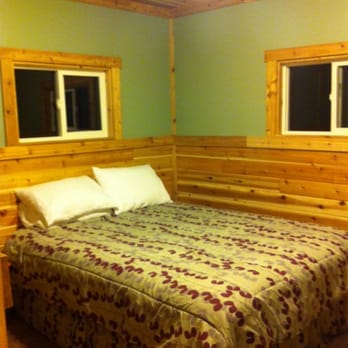 Mounthaven Resort - Nice queen bed - Resorts Near Me - Ashford, Washington Mounthaven Resort - Nice queen bed - Resorts Near Me - Ashford, Washington