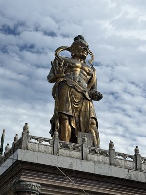 Kek Lok Si Temple by null