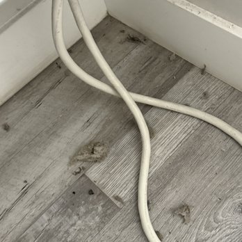 Costa Art Hotel - Huge clumps of lint and dirt on our hotel floors. Dirty walls - Hotels Near Me - Laguna Beach, California
