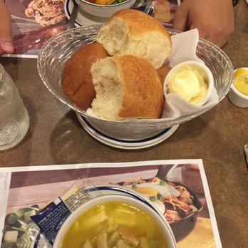 Bob Evans - Chicken noodle soup, delicious big dinner rolls and chili - American Near Me - Tampa, Florida Bob Evans - Chicken noodle soup, delicious big dinner rolls and chili - American Near Me - Tampa, Florida