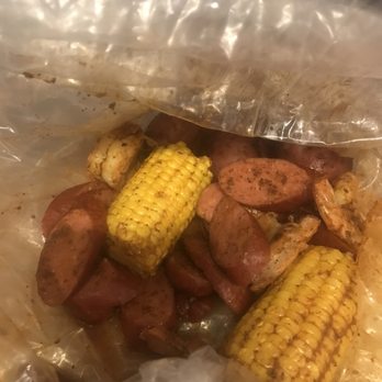 404 Restaurant & Bar - Low Country Boil - Southern Near Me - Atlanta, Georgia