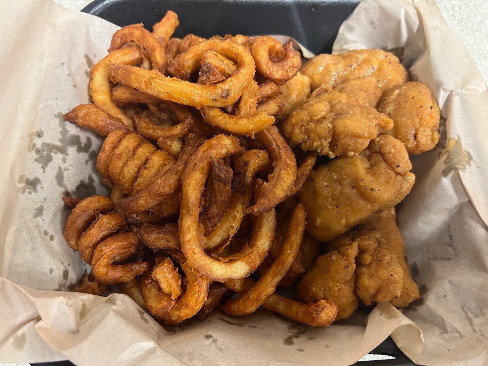 IT’S JUST WINGS I35E, Denton, Texas Chicken Wings Restaurant