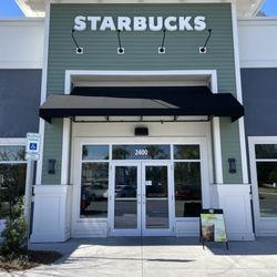 Starbucks - Front entrance