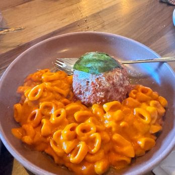 Vulcania - Voltaggi-o's - Italian Near Me - Mammoth Lakes, California