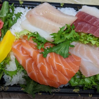 Sake Sushi - Chirashi, see how thin the fishes are cut. - Sushi Bars Near Me - Brooklyn, New York Sake Sushi - Chirashi, see how thin the fishes are cut. - Sushi Bars Near Me - Brooklyn, New York