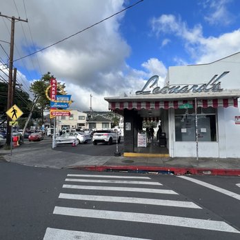 Leonard's Bakery - Bakery - Bakeries Near Me - Honolulu, Hawaii Leonard's Bakery - Bakery - Bakeries Near Me - Honolulu, Hawaii
