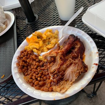 Gram's Mission BBQ - Soul Food Near Me - Riverside, California