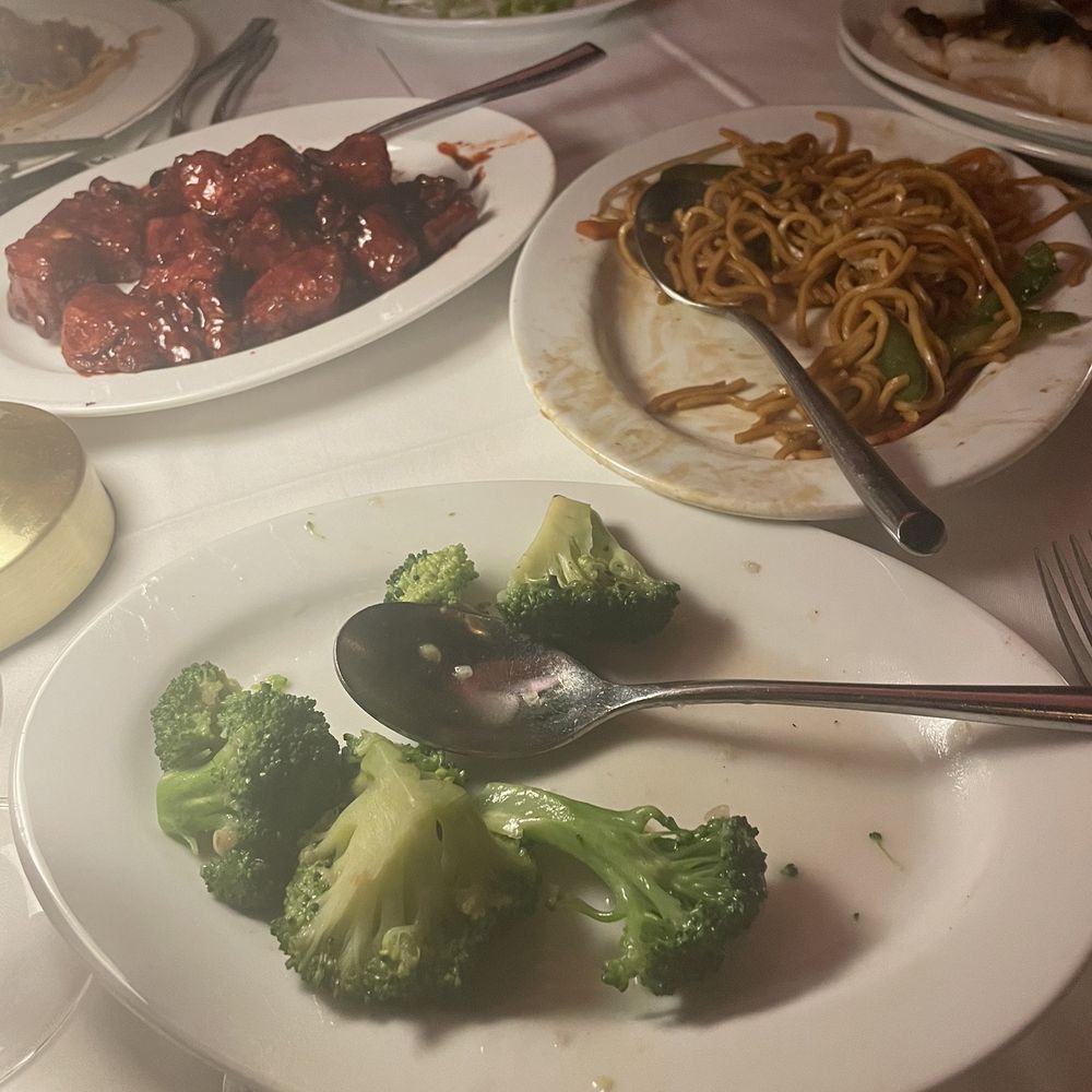 Philippe Chow - Walnut chicken- they loved it. Lo mein. Broccoli in garlic sauce. - Chinese Near Me - Washington, DC, District of Columbia Philippe Chow - Walnut chicken- they loved it. Lo mein. Broccoli in garlic sauce. - Chinese Near Me - Washington, DC, District of Columbia
