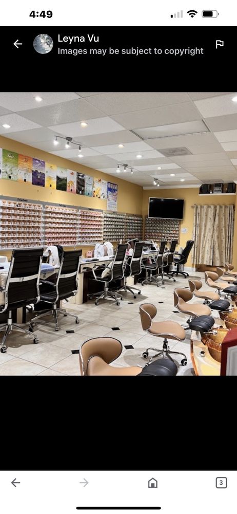 T & L Nails & Spa Image