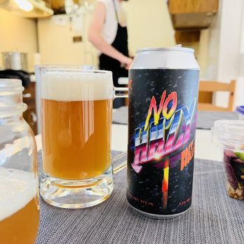 Mamut Cervecería - One of the No Haze double haze IPAs I brought back with me. My bf loved it. - Beer Bar Near Me - Tijuana, BCN