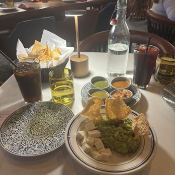 Los Amores de Julia - Mexican Near Me - Sacramento, California