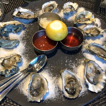 Globe@YVR - Oysters - Diners Near Me - Richmond, British Columbia Globe@YVR - Oysters - Diners Near Me - Richmond, British Columbia