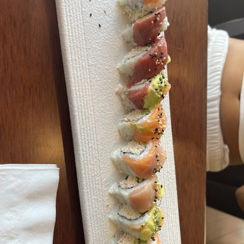 Starlight Sushi - Rainbow roll - Japanese Near Me - Encino, California Starlight Sushi - Rainbow roll - Japanese Near Me - Encino, California