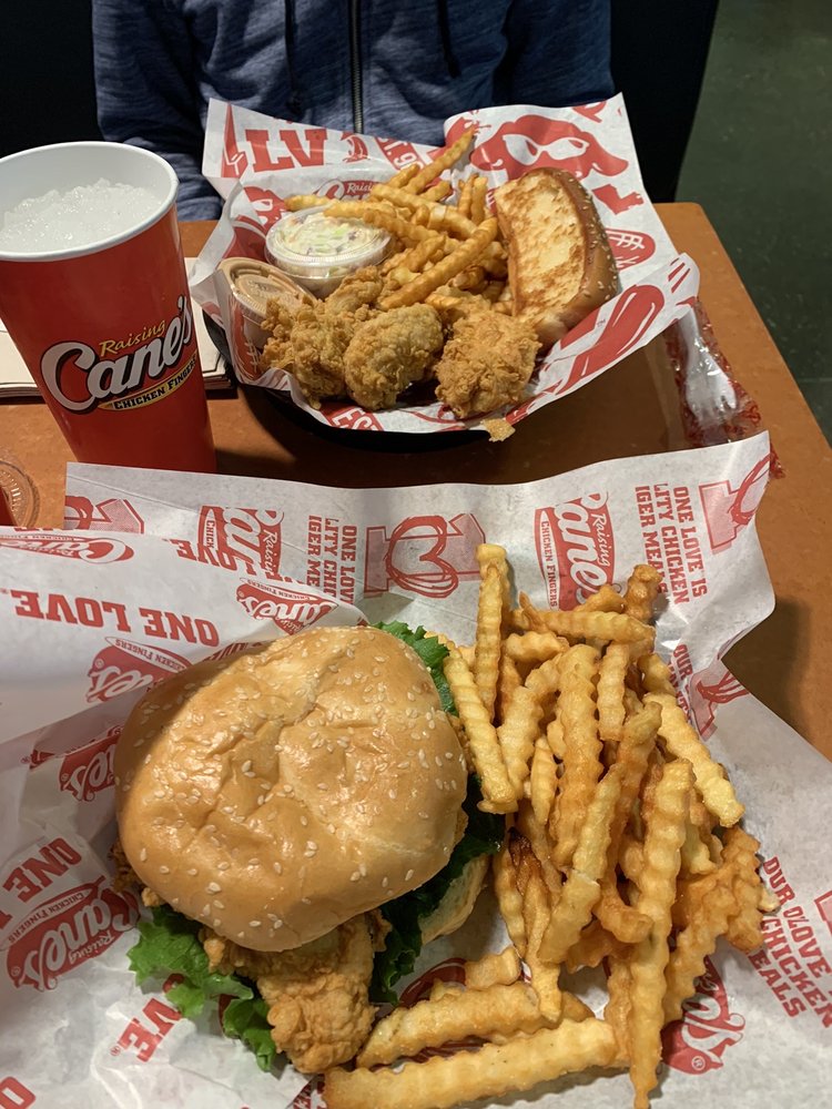 RAISING CANE’S CHICKEN FINGERS 29 Reviews 10808 Q St, Omaha, NE