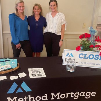 Method Mortgage - Lizzie Bonhaus, Frances Mayhall, Sara Arrington at the Method Mortgage merch table - Mortgage Lenders Near Me - Birmingham, Alabama Method Mortgage - Lizzie Bonhaus, Frances Mayhall, Sara Arrington at the Method Mortgage merch table - Mortgage Lenders Near Me - Birmingham, Alabama