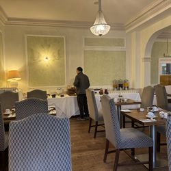 Cotswold Lodge Classic Hotel