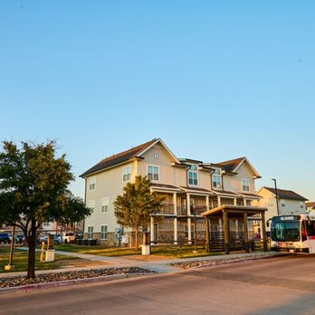 Wildwood Lubbock - Off-Campus Student Apartments on the TTU Shuttle Route - Apartments Near Me - Lubbock, Texas Wildwood Lubbock - Off-Campus Student Apartments on the TTU Shuttle Route - Apartments Near Me - Lubbock, Texas