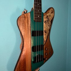 Howl Guitars