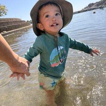 Nimbus Flat - Clean and mostly clear waters - Parks Near Me - Rancho Cordova, California Nimbus Flat - Clean and mostly clear waters - Parks Near Me - Rancho Cordova, California