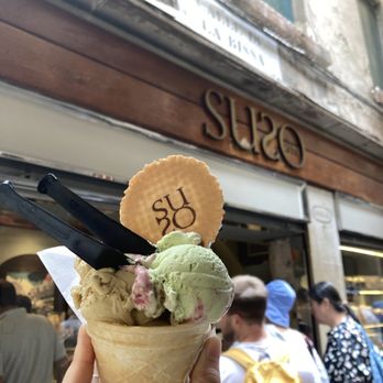 Suso - Cappuccino, marosticana, pistachio absolute - Desserts Near Me - Venezia, VE Suso - Cappuccino, marosticana, pistachio absolute - Desserts Near Me - Venezia, VE