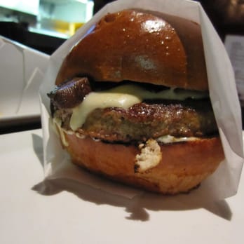 25 Degrees - turkey burger with mushroom, swiss, and garlic sauce! - Burgers Near Me - Los Angeles, California