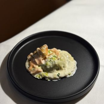 La Riv Kitchen & Bar - Spinach mushroom Ravioli with salmon - Italian Near Me - Temple, Texas