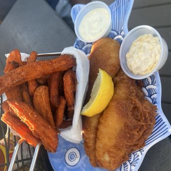 Aunt Catfish's - $10 fried fish lunch special with sweet potato fries and marshmallow fluff - Southern Near Me - Port Orange, Florida