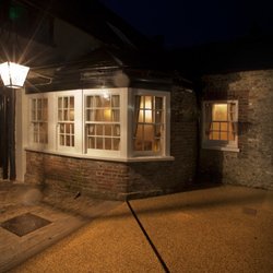 The New Inn - Part of the courtyard