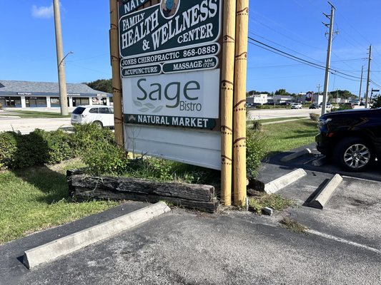 Georges Oceanside Bar & Grill (Formerly Sage Bistro) by null