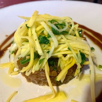 Salty Sow - Spicy Ahi Tuna Tartare - American Near Me - Austin, Texas