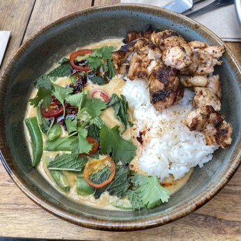 LOCAL Public Eatery Gastown - Curry chicken bowl - Gastropubs Near Me - Vancouver, British Columbia LOCAL Public Eatery Gastown - Curry chicken bowl - Gastropubs Near Me - Vancouver, British Columbia