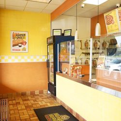 Hungry Howie's Pizza - HOME OF THE ORIGINAL FLAVORED CRUST PIZZA