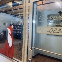 Raven Hair Studio - Front entrance