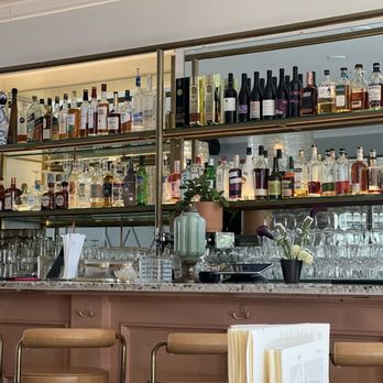 Aracely Lounge - Breakfast & Brunch Near Me - Danville, California