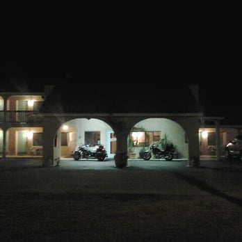 Rancho Inn - a most accommodating hostess indeed. 24 hour check in. - Hotels Near Me - Apalachicola, Florida Rancho Inn - a most accommodating hostess indeed. 24 hour check in. - Hotels Near Me - Apalachicola, Florida