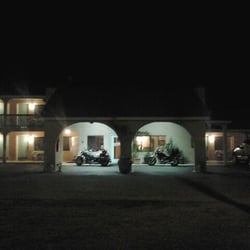 Rancho Inn - a most accommodating hostess indeed. 24 hour check in.