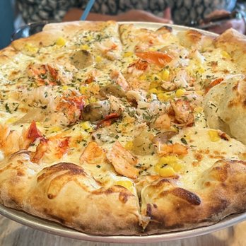 Blaze - Lobster Pizza - Burgers Near Me - Bar Harbor, Maine