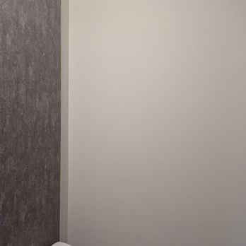 Betty’s Wallpaper Installation - Wallpapering Near Me