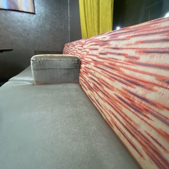 SpringHill Suites by Marriott Houston Pearland - Bench seating - Hotels Near Me - Pearland, Texas SpringHill Suites by Marriott Houston Pearland - Bench seating - Hotels Near Me - Pearland, Texas